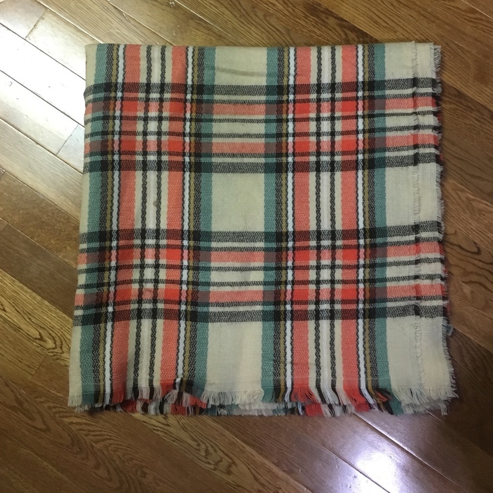 * Orange and green blanket scarf